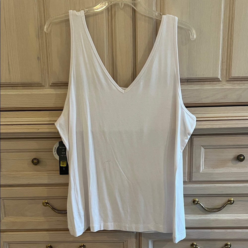 NWT Investments White V-Neck Tank Top